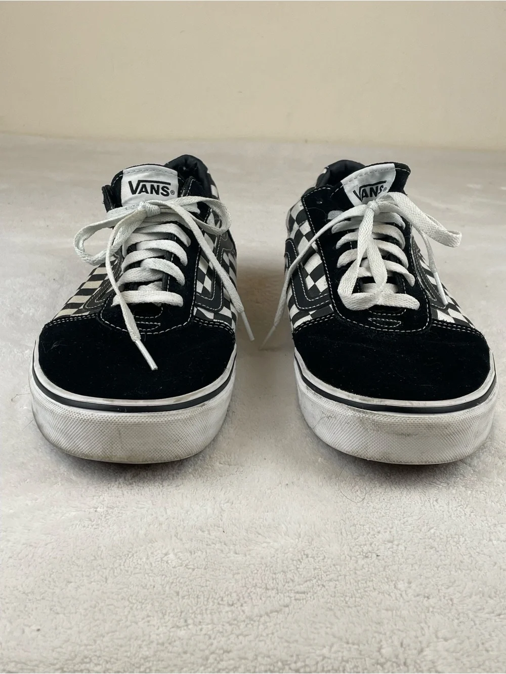 Vans Black and White Checkerboard Unisex Old Skool Sneakers